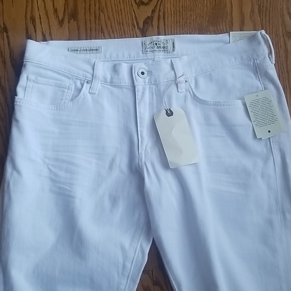 NWT Lucky Brand raw hem white jeans 10/30 - Picture 2 of 6